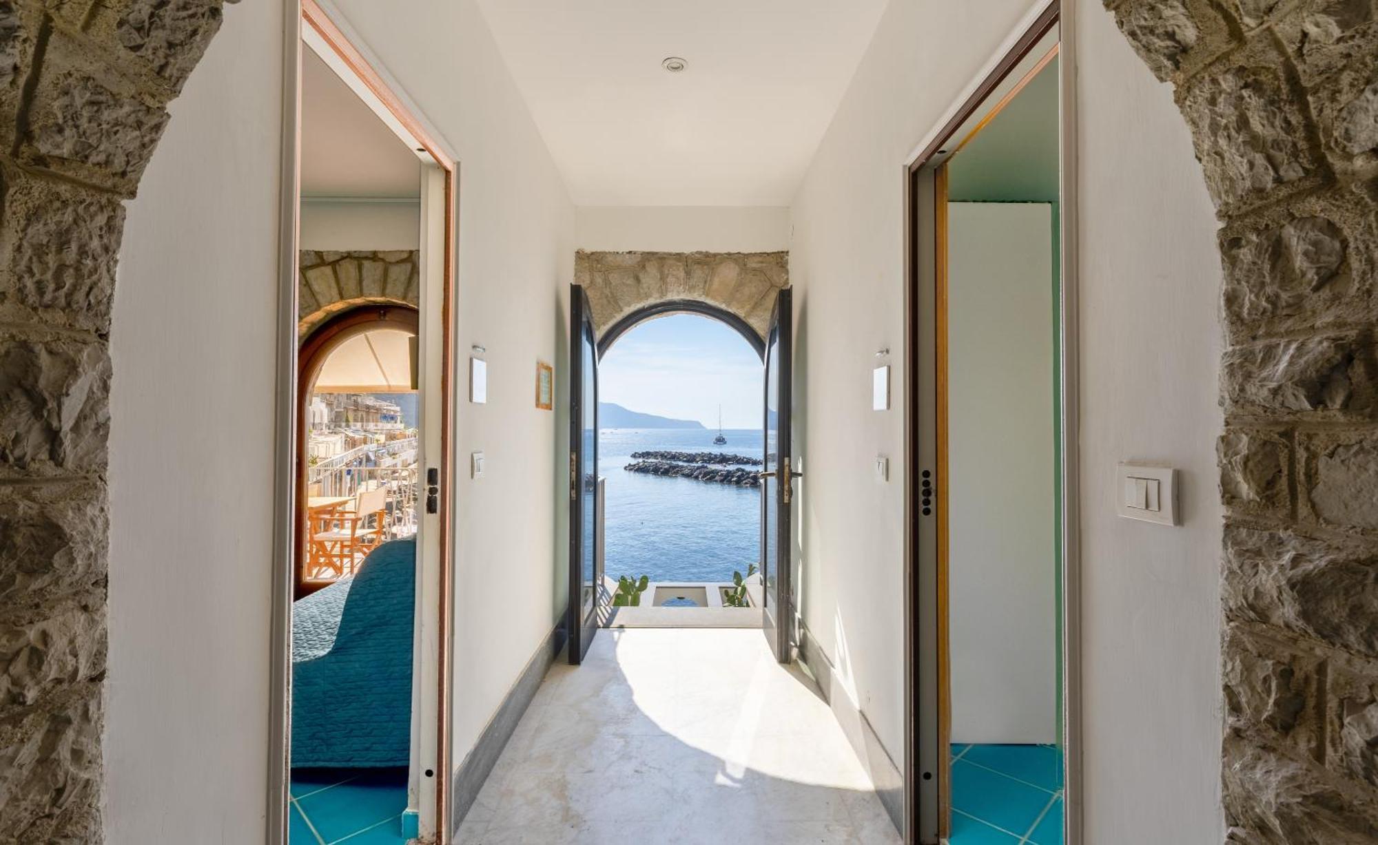 Maison Del Sole マッサ・ルブレンセ 部屋 写真